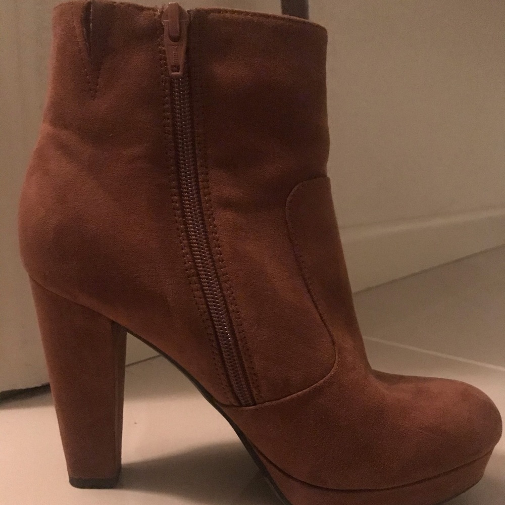 Women’s ankle boots